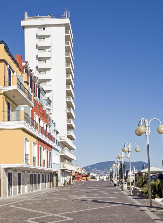 Bianchi Hotel & Residence Porto Recanati Rum bild